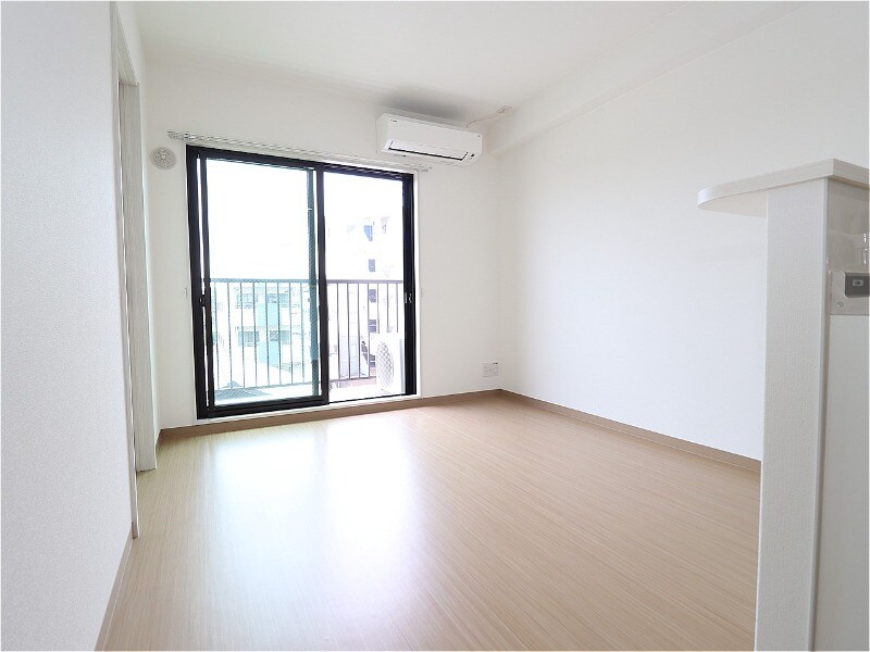 ピネータ天保山の物件内観写真