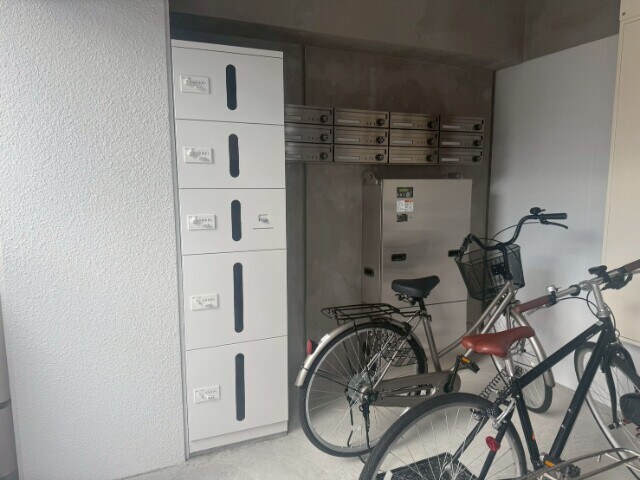 ソレイル鴨池の物件外観写真