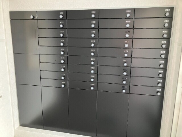 レオーノ鴨池の物件外観写真