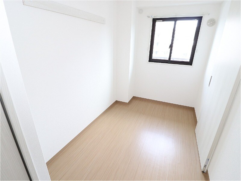 ピネータ天保山の物件内観写真