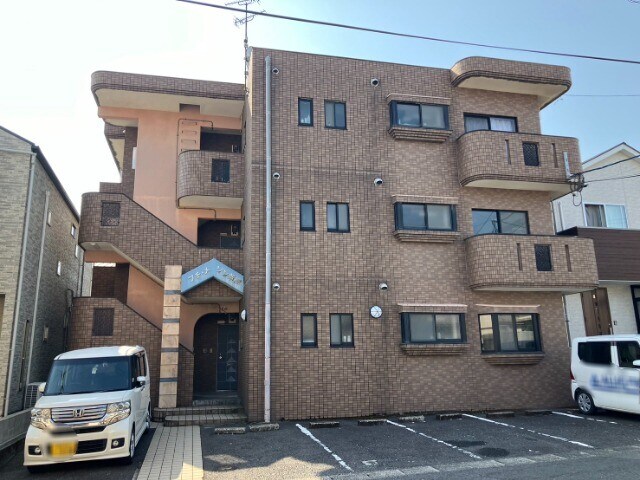 プチ・メゾン紫原の物件外観写真