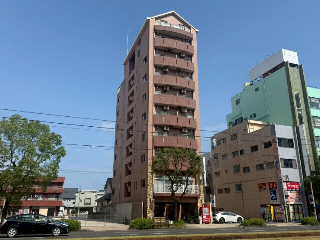 Ｒｏｙａｌ　Ｃｅｎｔｕｒｙの物件外観写真