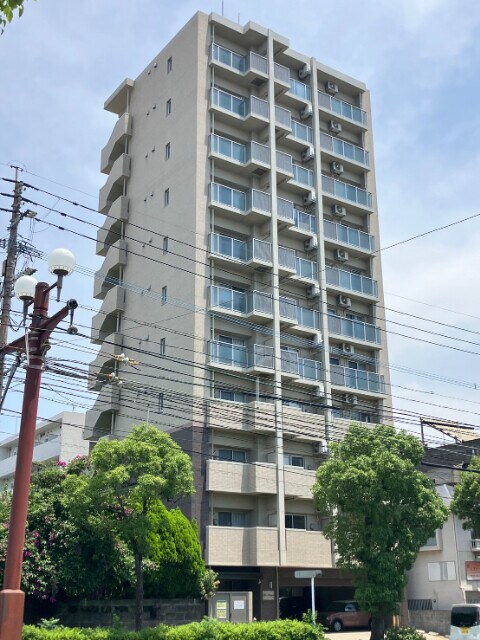 オーベル中郡の物件外観写真