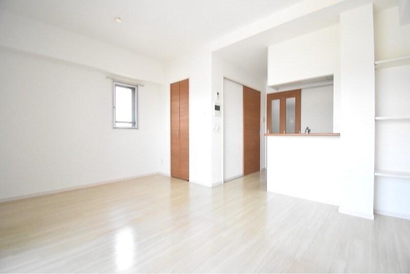 オーベル中郡の物件内観写真