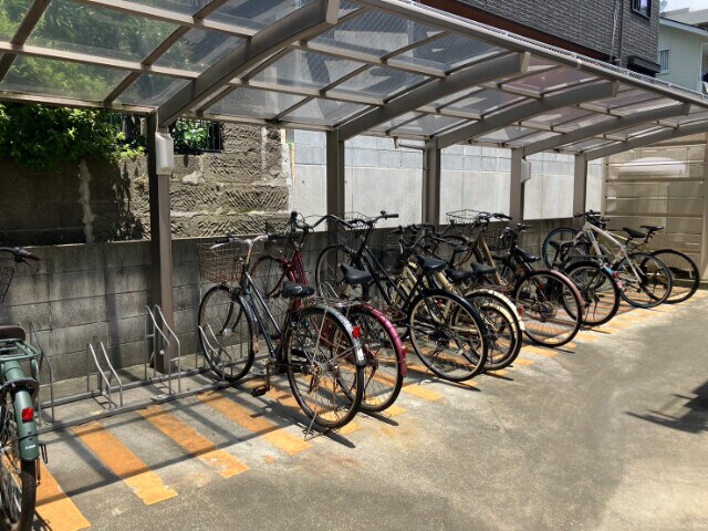 オーベル中郡の物件外観写真