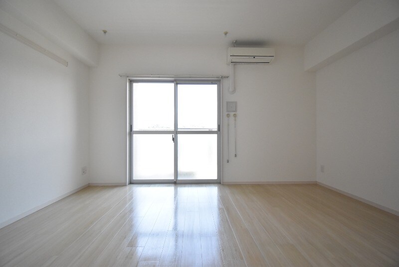 オーベル中郡の物件内観写真