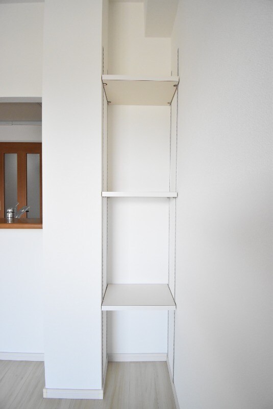 オーベル中郡の物件内観写真