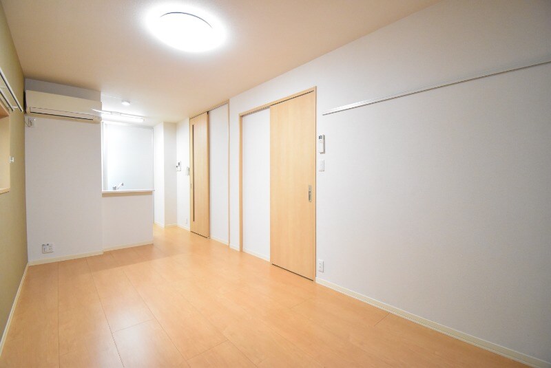 シャーメゾン純心電停前の物件内観写真