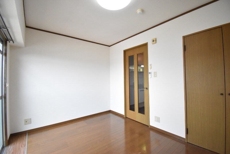 真砂山元マンションの物件内観写真