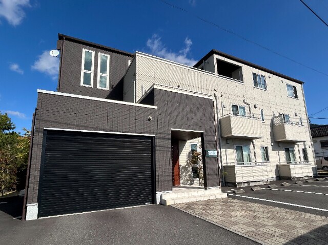 グランクラスの物件外観写真