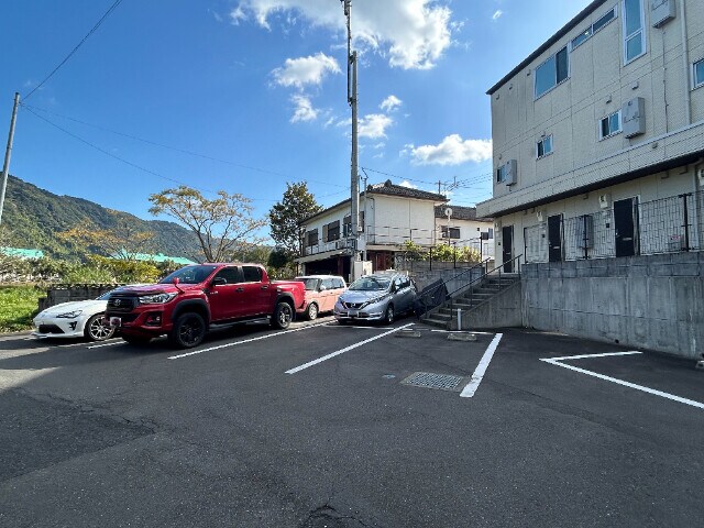 グランクラスの物件外観写真