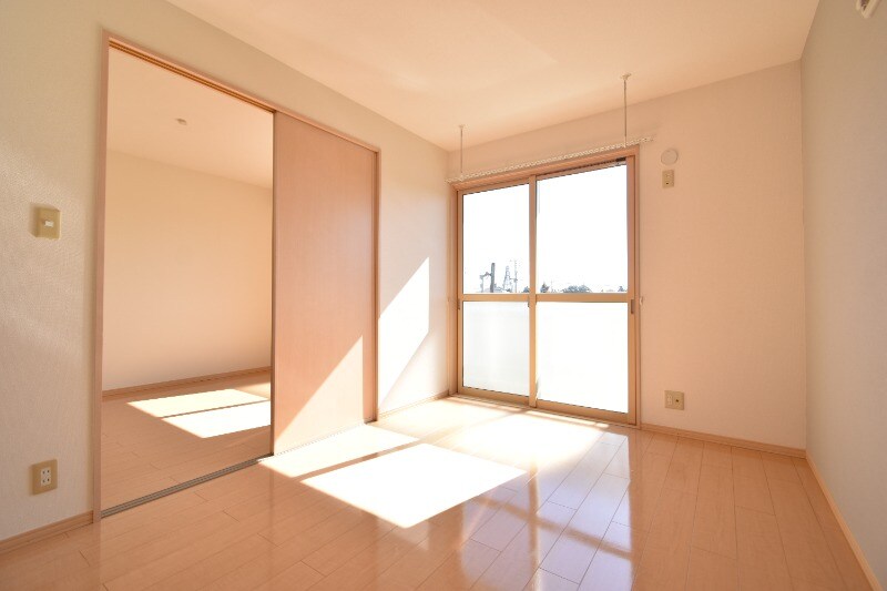 パストラーレ　Ｂ棟の物件内観写真