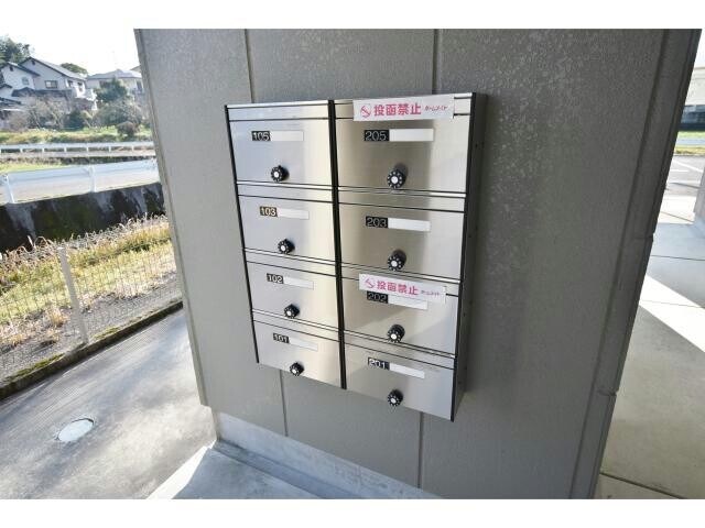 ミレネールの物件外観写真