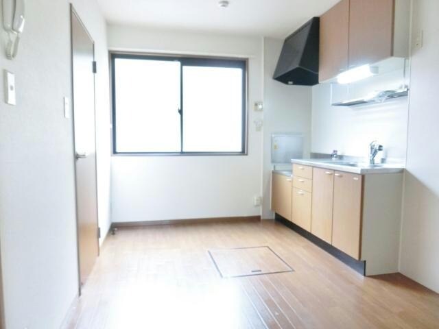 レインボー清水　Ａ棟の物件内観写真