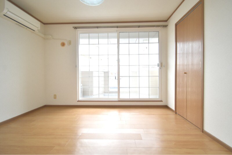 クレストール見次　Ａの物件内観写真