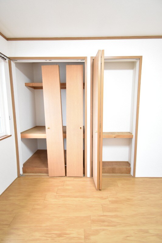 クレストール見次　Ａの物件内観写真