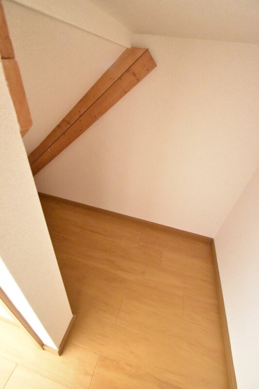 クレストール見次　Ａの物件内観写真