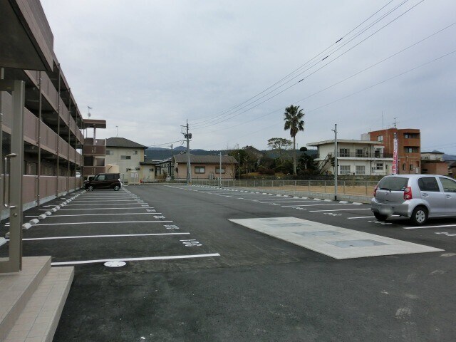 ロイヤル・レジデンスの物件外観写真