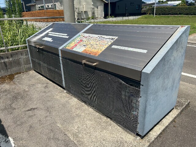 ロイヤル・レジデンスの物件外観写真