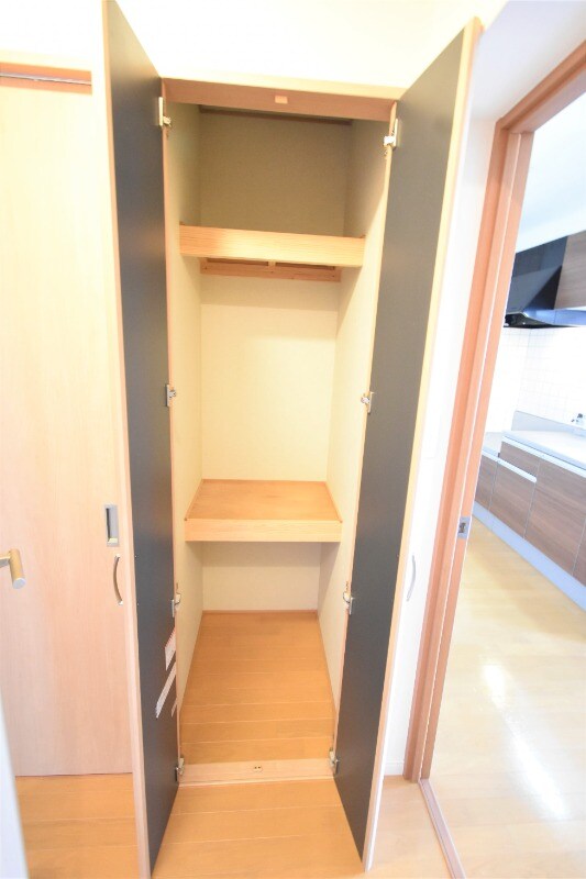 ロイヤル・レジデンスの物件内観写真