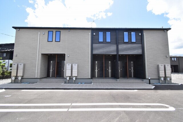 ジェルメ　メゾン　Ⅱの物件外観写真