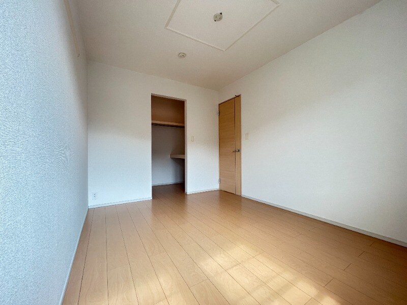 ローズマリエ川内の物件内観写真