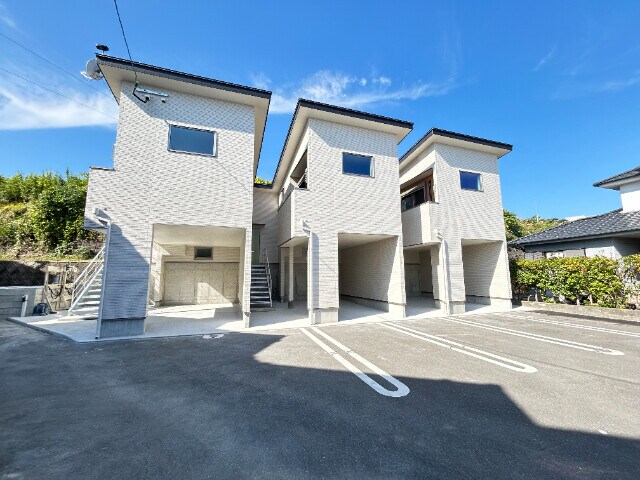 ガレージハウス隈之城の物件外観写真