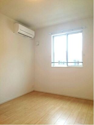 セレーノサンドウⅡの物件内観写真