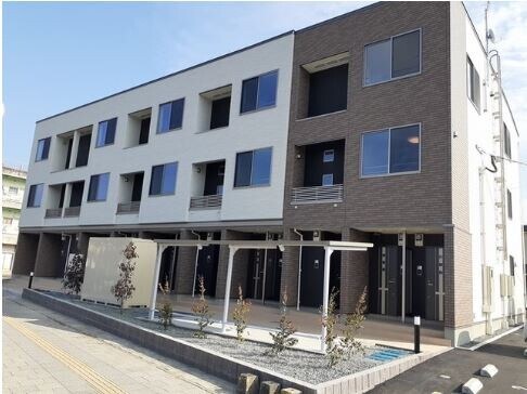 アーク　セレニティの物件外観写真