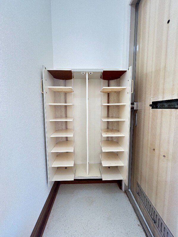 グリンビュー大里　Ａ棟の物件内観写真