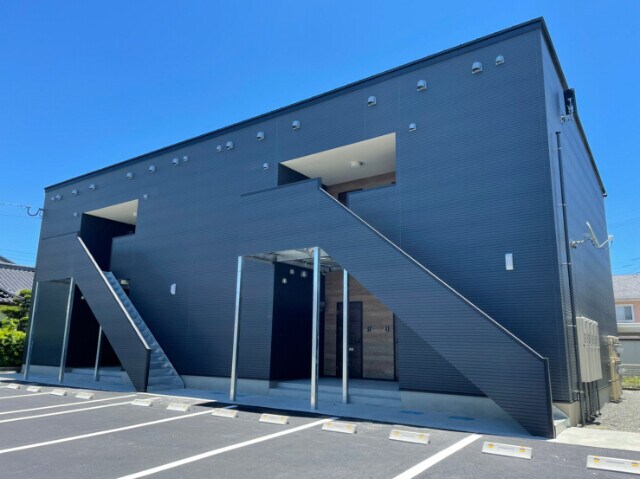 ＢＲＥＺＺＡの物件外観写真