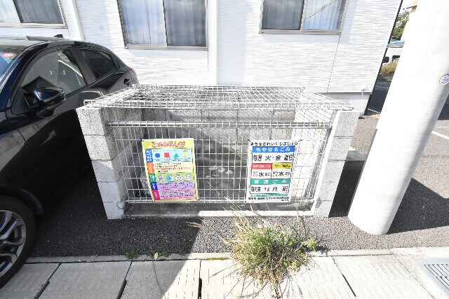 パルル旭原　A棟の物件外観写真