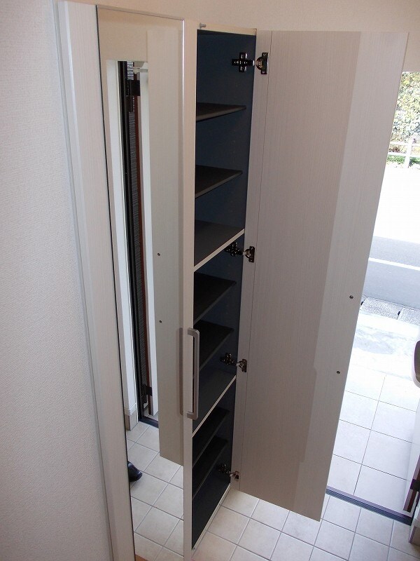 ヒルレジェンドの物件内観写真