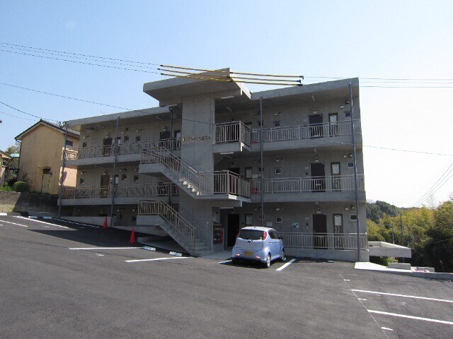 ネオブレスの物件外観写真