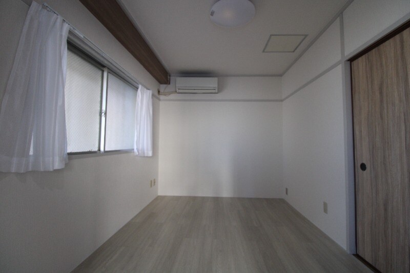 パレスビルの物件内観写真