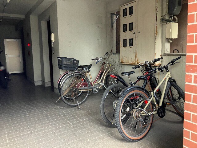 寿ビルの物件外観写真