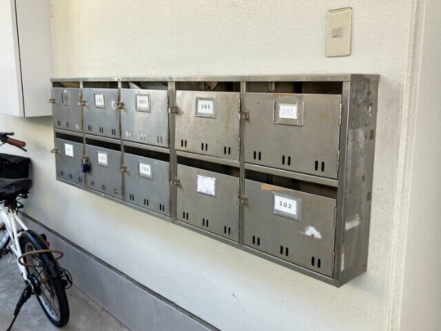 トモエビルの物件外観写真