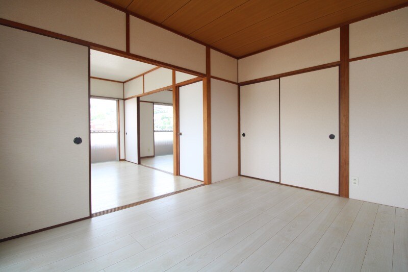 松山ビルの物件内観写真