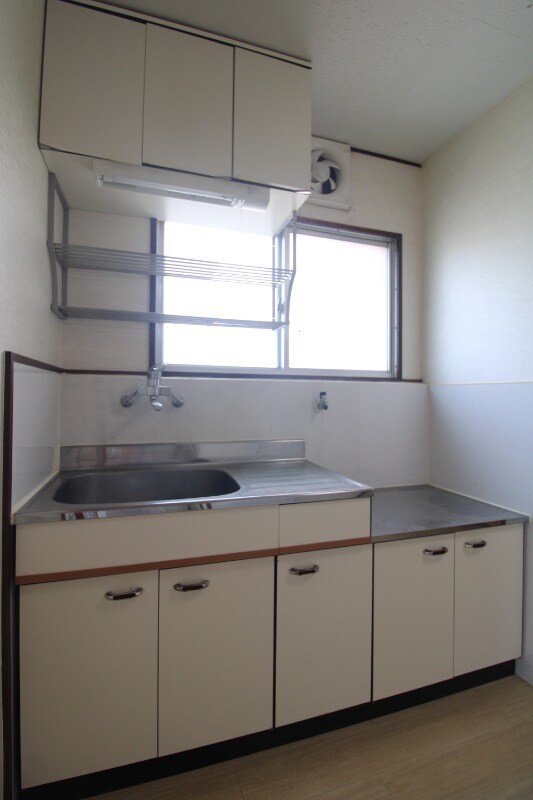 松山ビルの物件内観写真