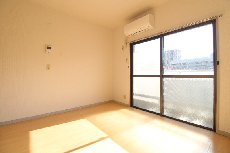 上之園フラッツの物件内観写真