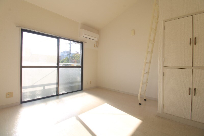 上之園フラッツの物件内観写真