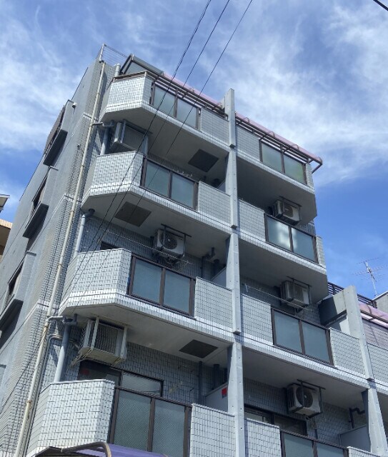 ペガサス７の物件外観写真