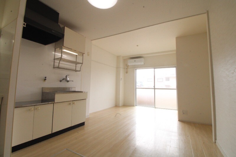 松山ビルの物件内観写真