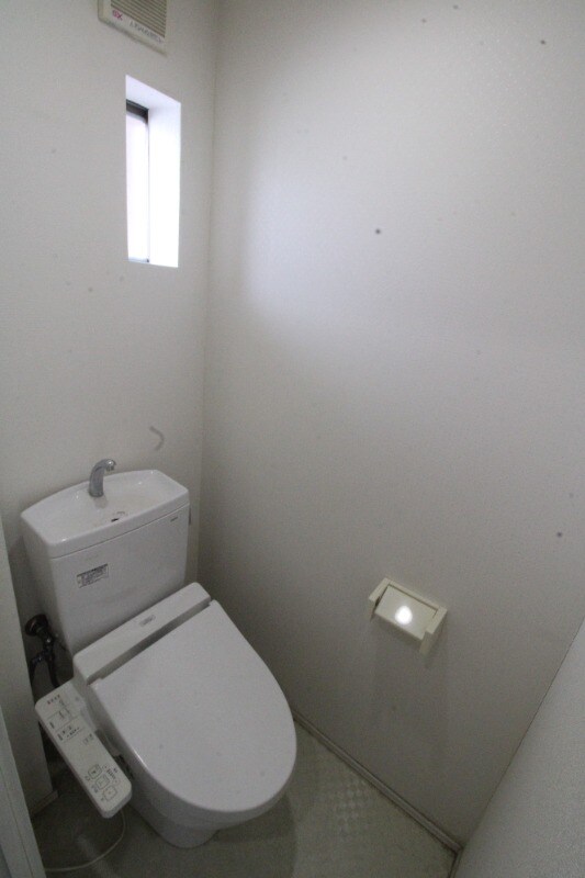 松山ビルの物件内観写真