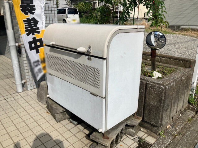 クラウンプラザの物件外観写真