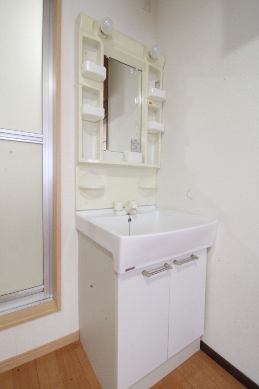 スカイヒルズ西陵の物件内観写真