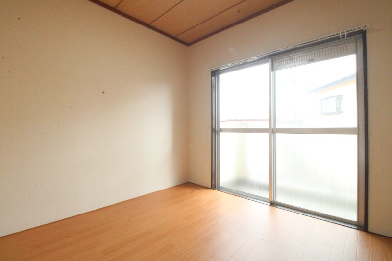 スカイヒルズ西陵の物件内観写真