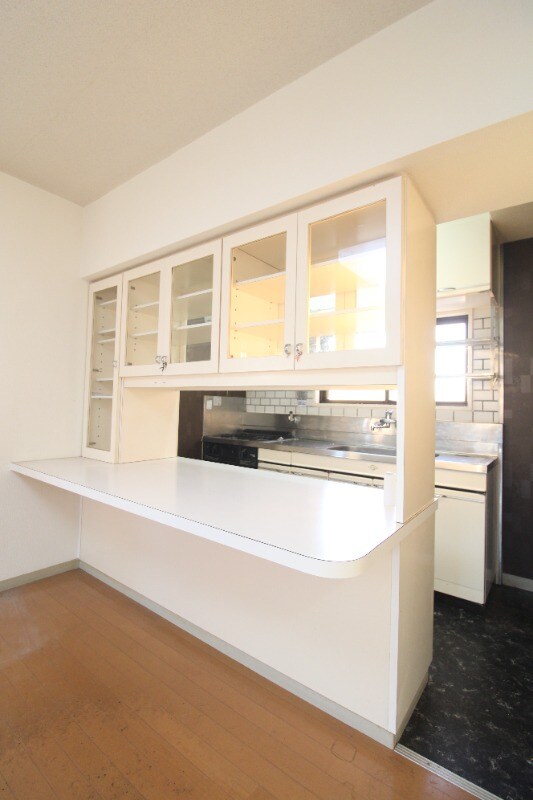 ヴォルフスガルデン上之園の物件内観写真