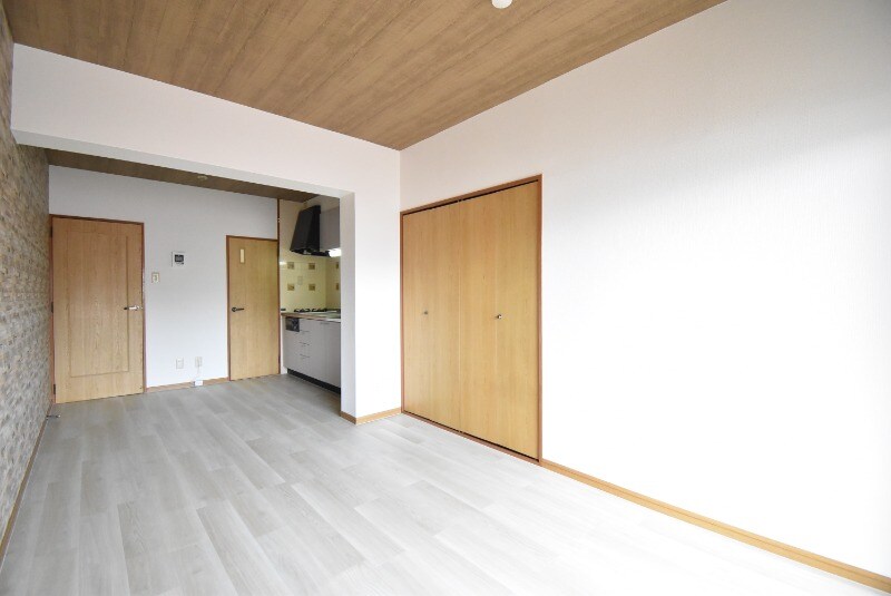 ピラール鴨池の物件内観写真