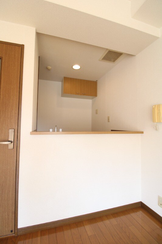 コスモマンションの物件内観写真